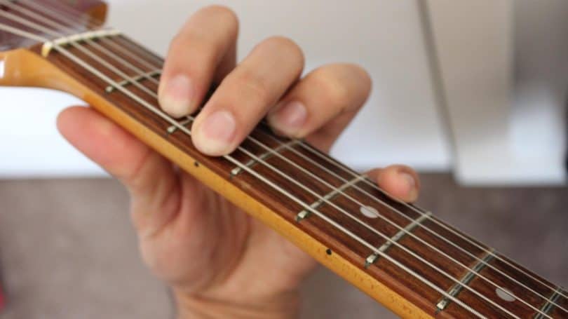 How to Train Your Little Finger for Guitar - Beginner Guitar HQ