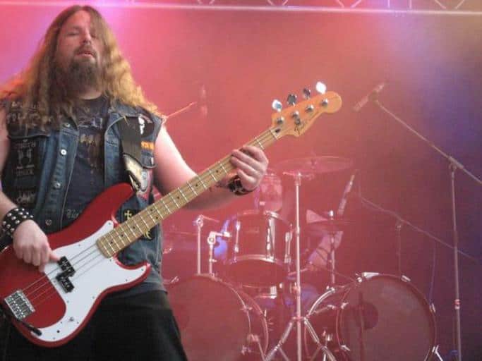 Best Beginner Bass Guitar 12 11 ready to pick