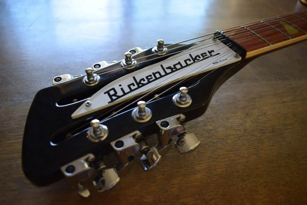 3 rickenbacker headstock