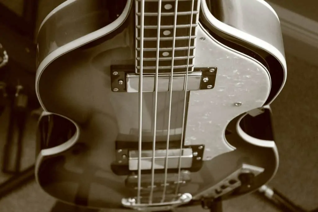 5 hofner bass