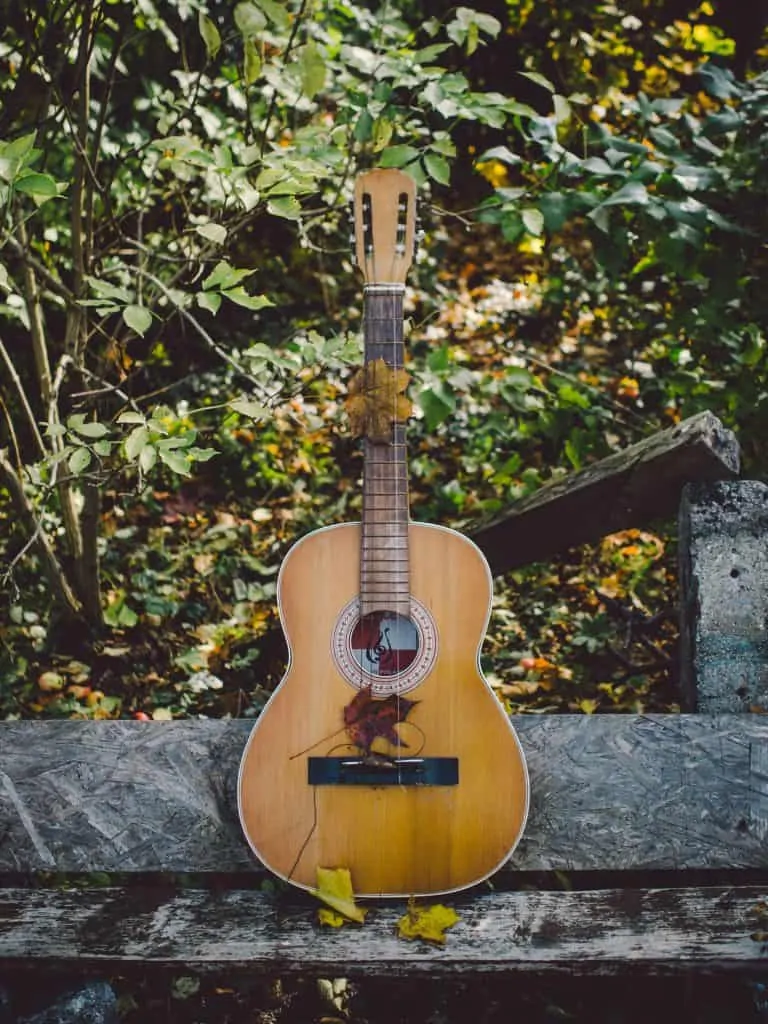 3 maestro by gibson affordable acoustic guitar