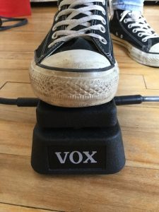 Vox V845 closed position