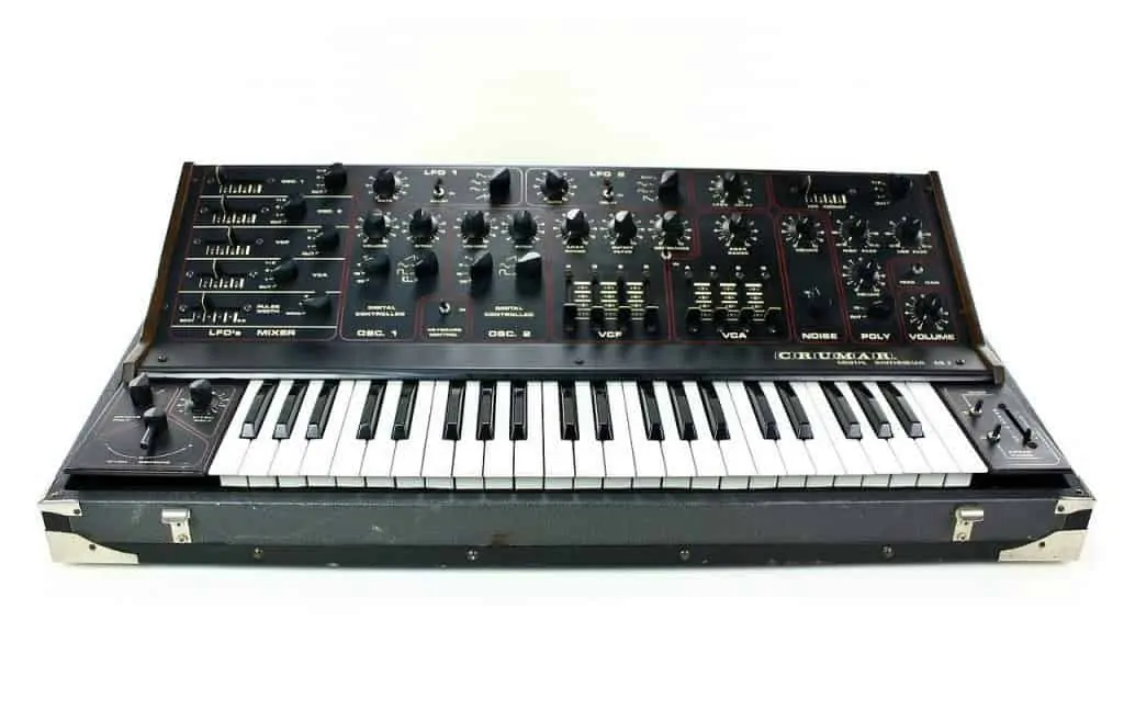 vintage synthesizer 1601935 1280