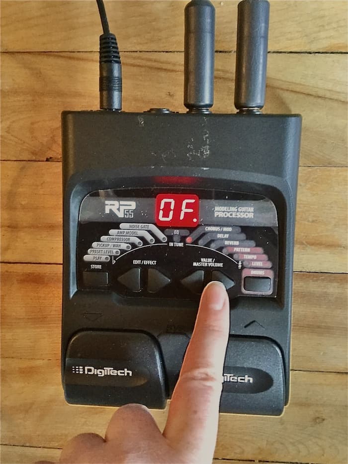 DigiTech RP55 Review An Affordable MultiEffects Pedal Beginner