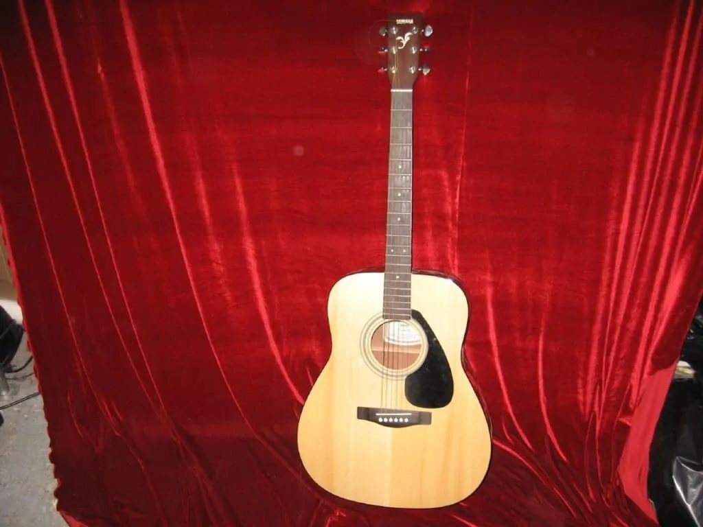 4 baby taylor parlor guitar