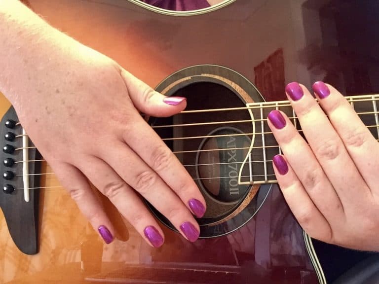 How to Play Guitar With Long Nails Beginner Guitar HQ