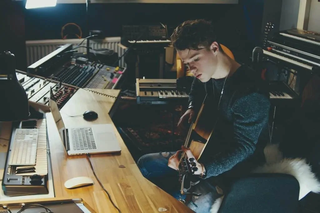 Guitarist in studio