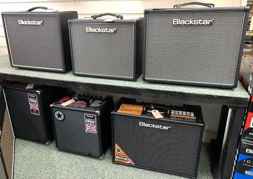 Blackstar HT1 Guitar Amp Review - Beginner Guitar HQ